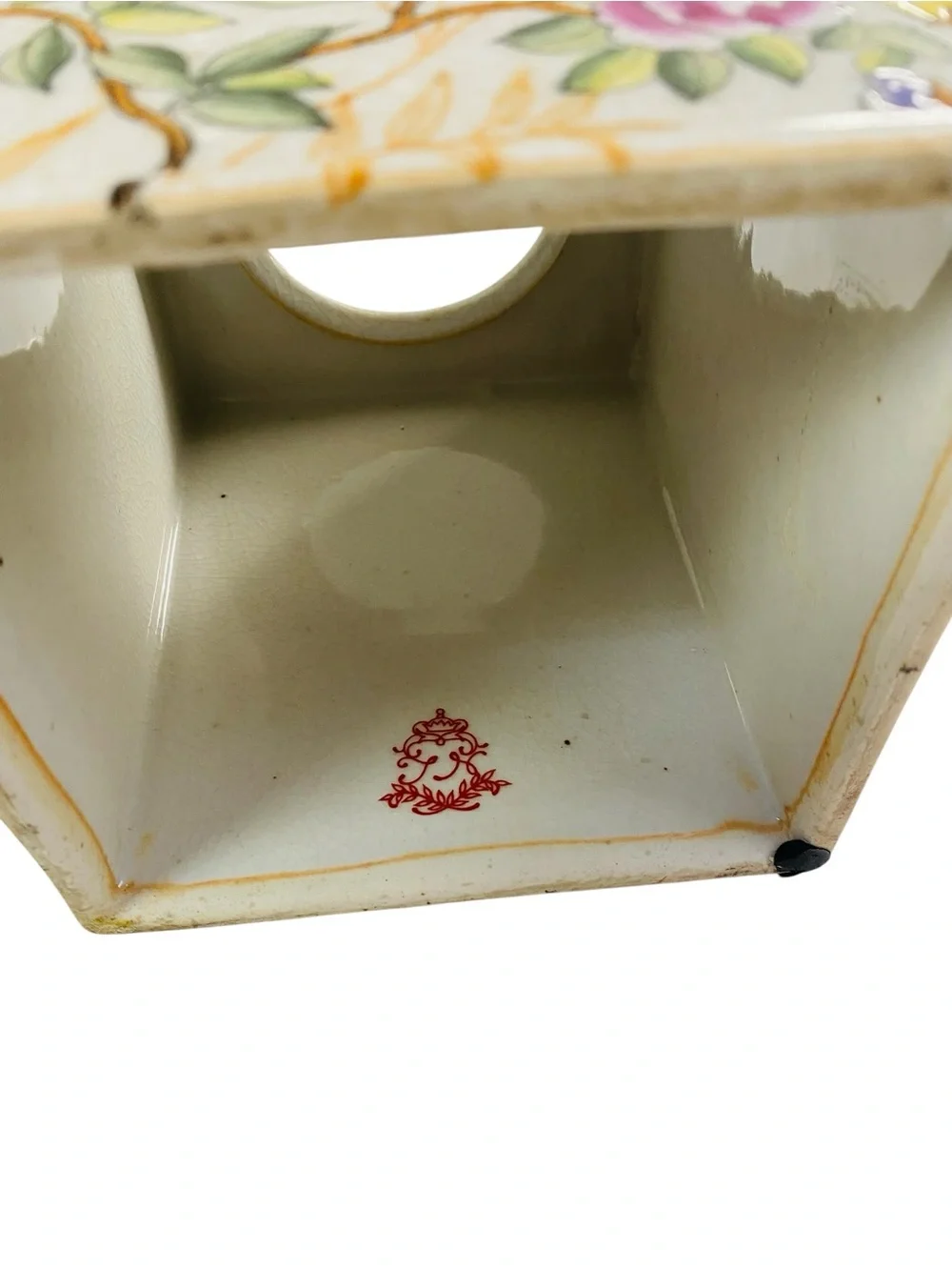 Chinoiserie Tole Bird Ceramic Tissue Box Cover